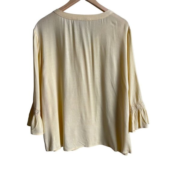 Chico's Button Up Flutter Ruffle Sleeve Peasant Top Light Butter Yellow Size 3 o - Picture 2 of 6